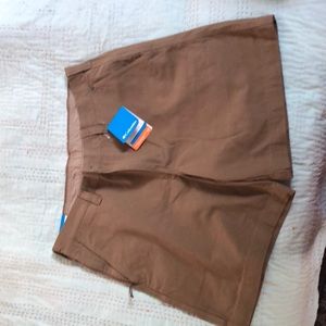 Columbia khaki shorts